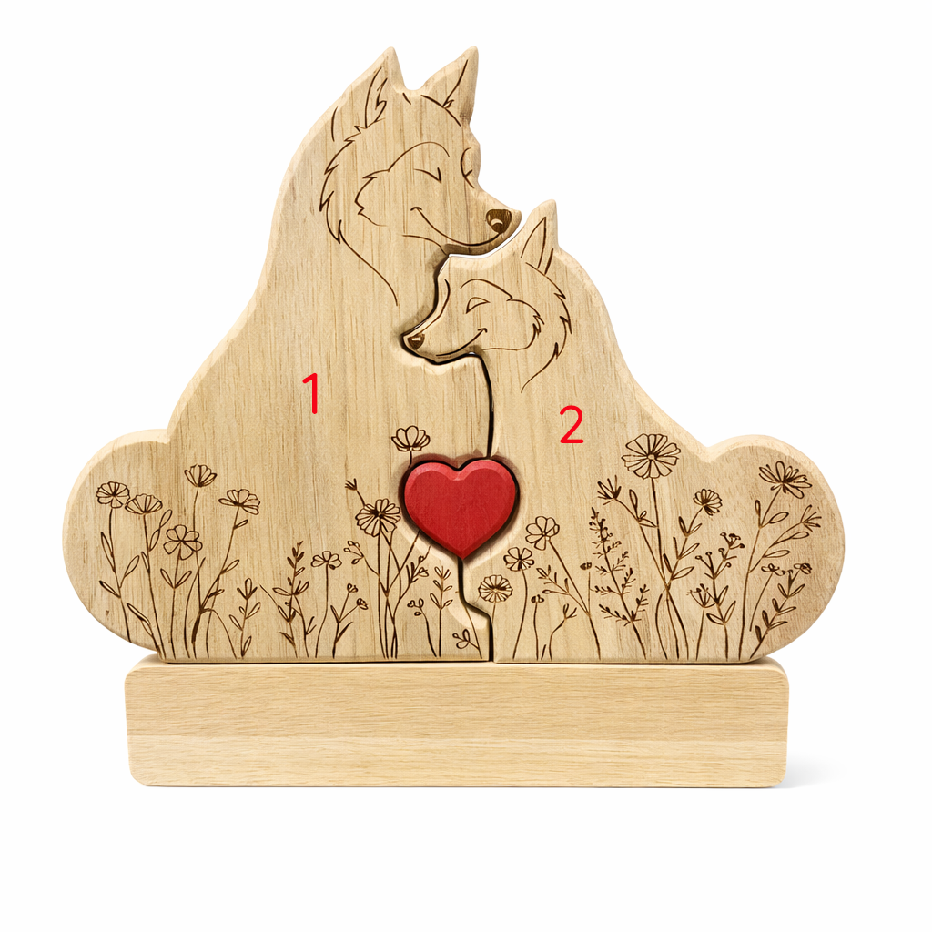 Personalized Wolf Family Wooden Plaque – Custom Names Home Decor Gift