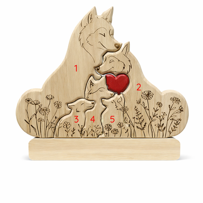 Personalized Wolf Family Wooden Plaque – Custom Names Home Decor Gift